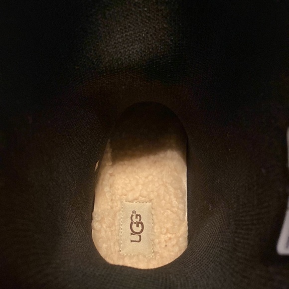 Womens Ugg rain boots gray size 7 waterproof rubber boots - Picture 8 of 9